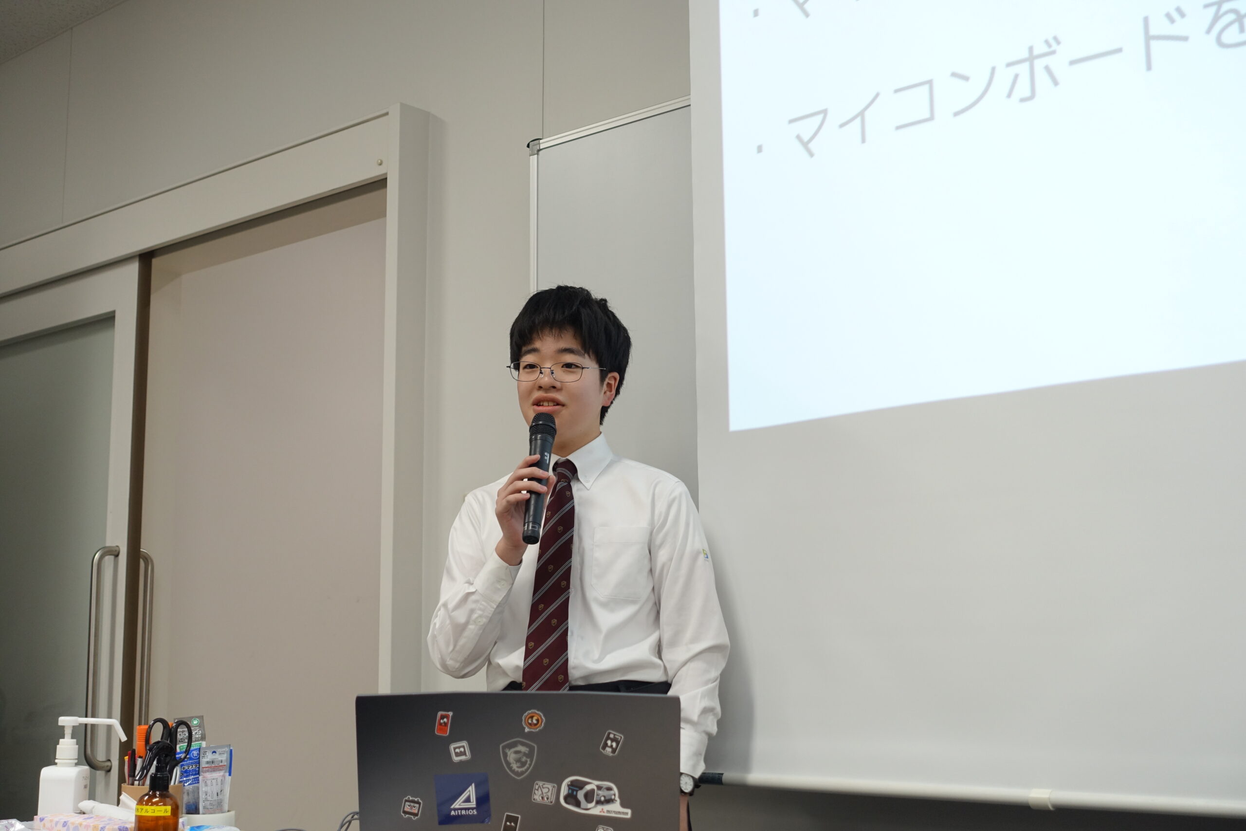 発表の様子の画像