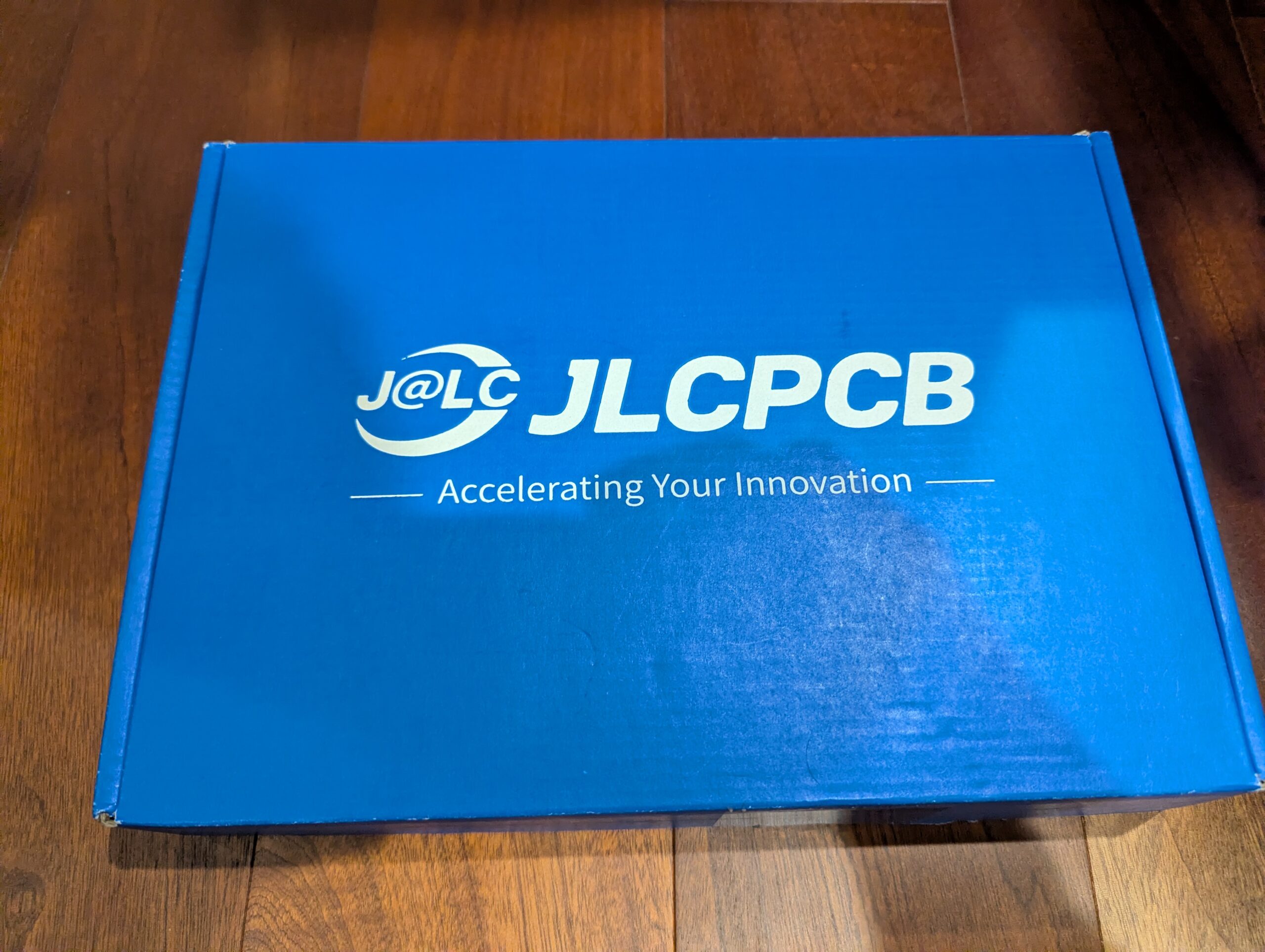 JLCPCBで基板発注！